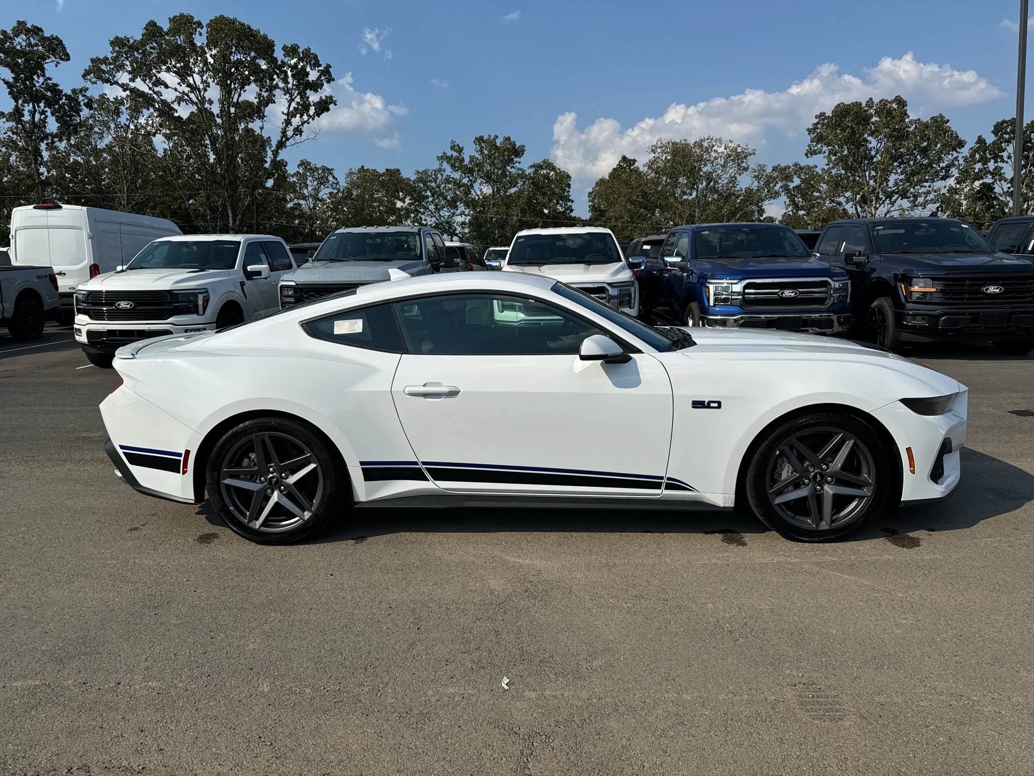 New 2025 Oxford White Ford GT Premium Fastback image 4