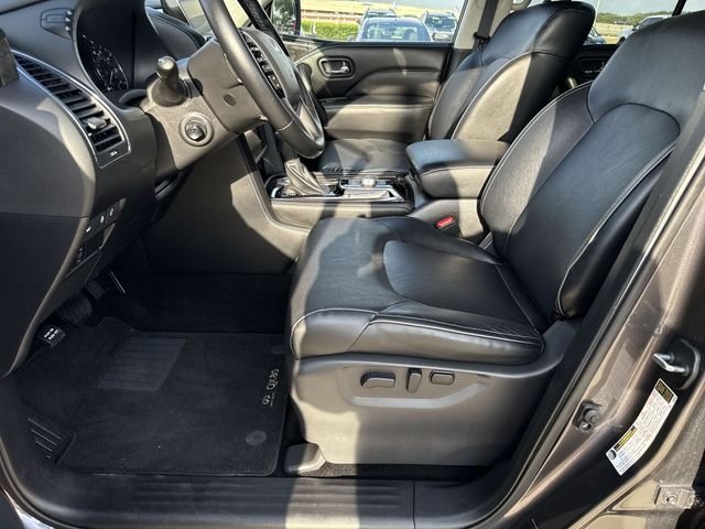 Used 2024 Gray INFINITI LUXE image 19