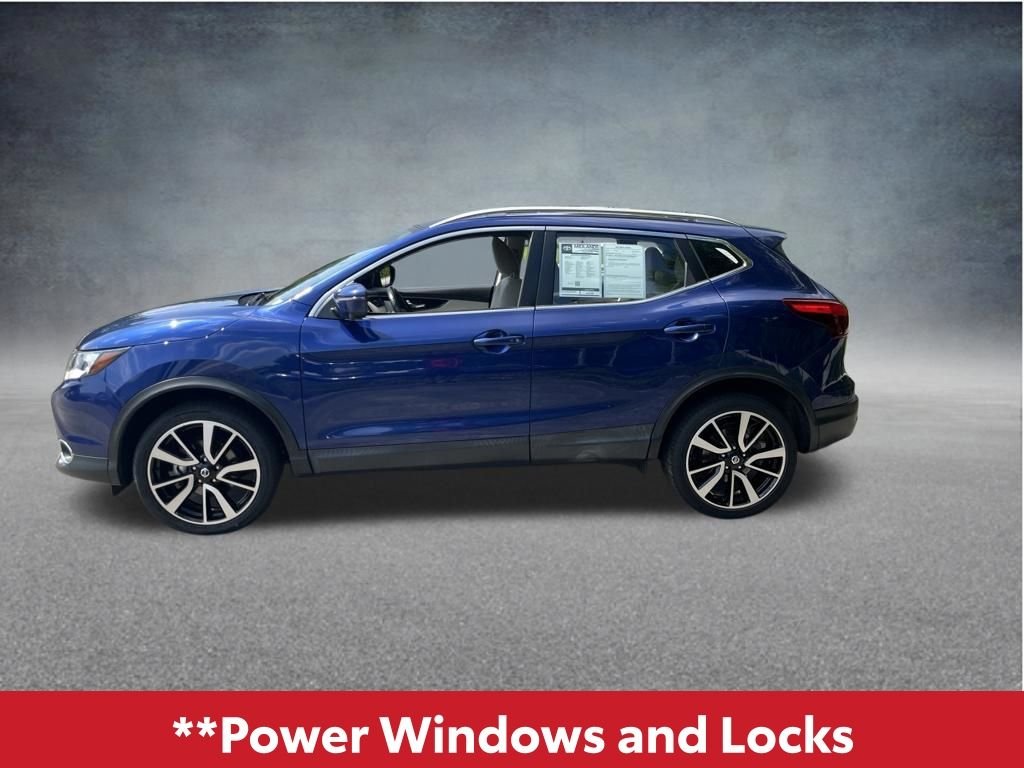 Used 2019 Blue Nissan SL image 3