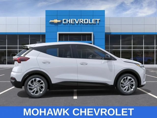 New 2027 Summit White Chevrolet LT image 5