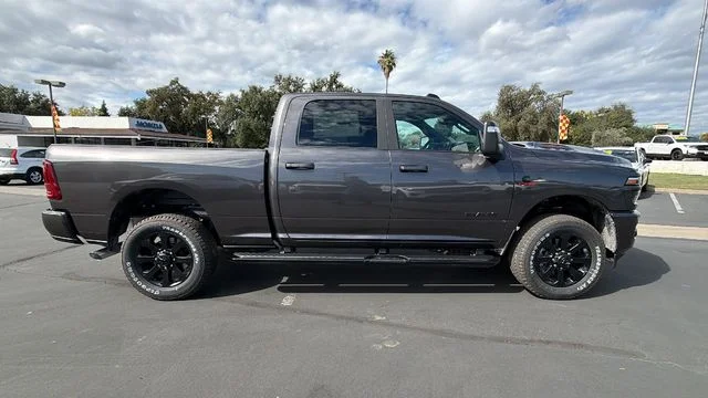 2026 RAM 2500 Laramie - Photo 3