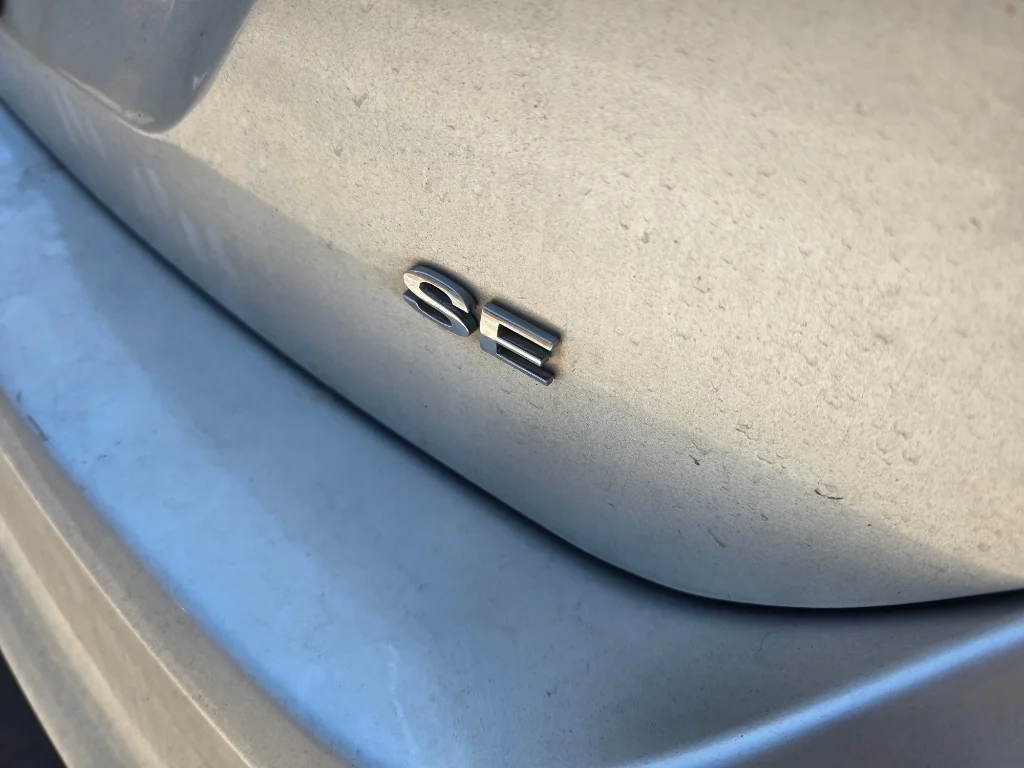 Used 2013 Ingot Silver Metallic Ford SE image 17