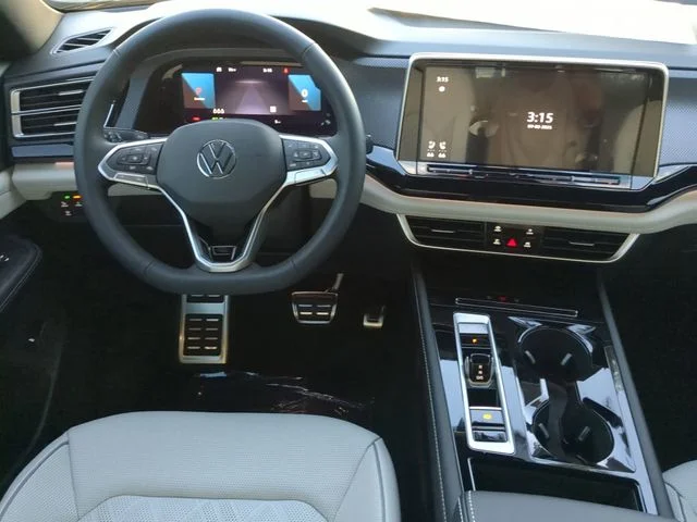 2026 Volkswagen Atlas Cross Sport SEL Premium R-LINE - Photo 15