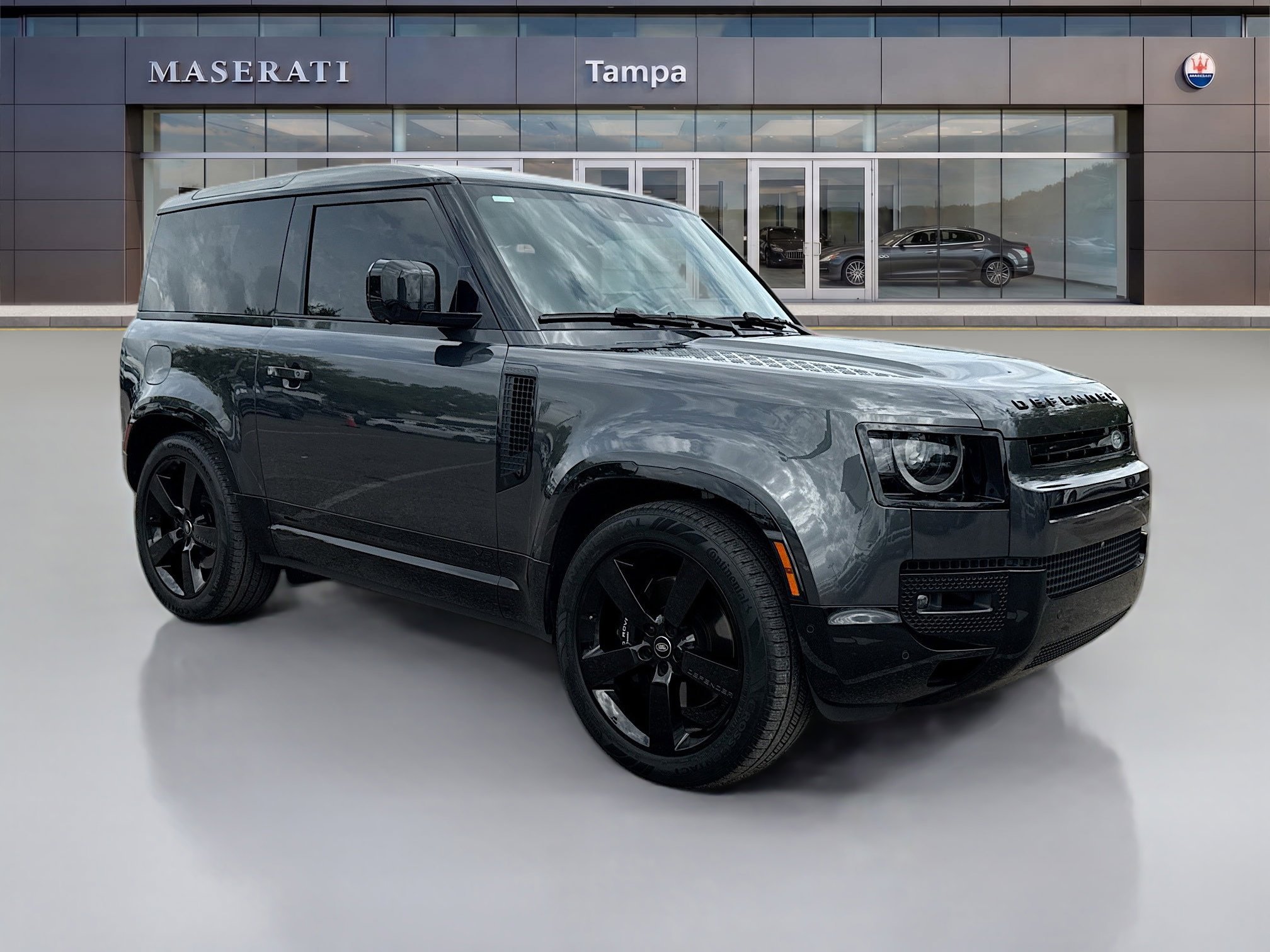 Used 2023 Carpathian Gray Premium Metallic Land Rover Carpathian Edition image 1