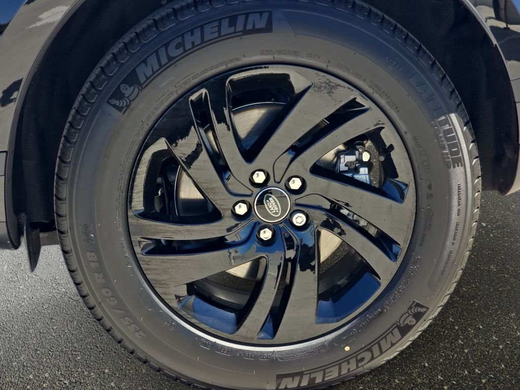 New 2026 Santorini Black LAND ROVER S image 35