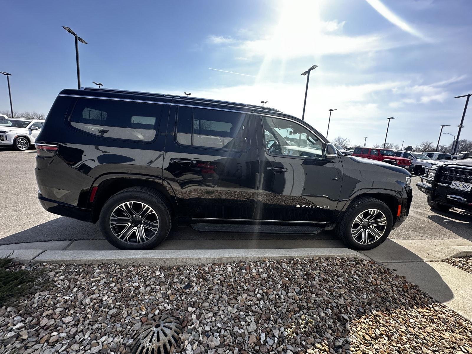Used 2024 Diamond Black Crystal Pearlcoat Jeep Series II image 4