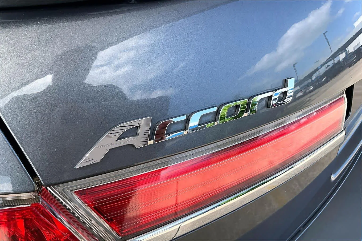 Used 2012 Polished Metal Metallic Honda LX Premium image 29
