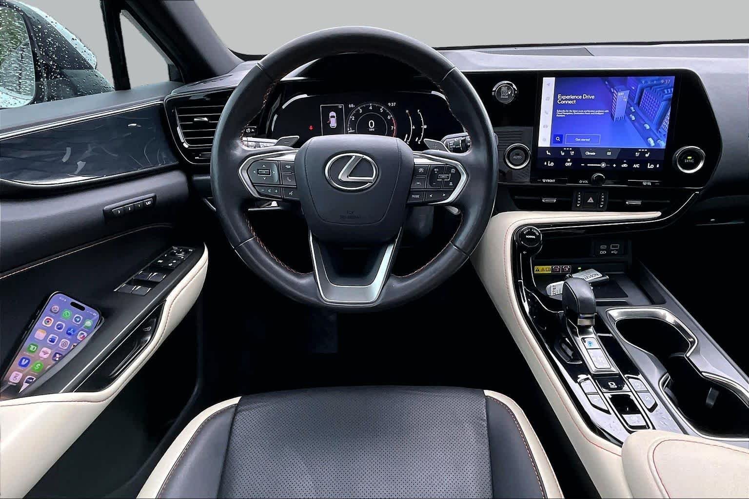 Used 2022 Eminent White Pearl Lexus Premium image 5