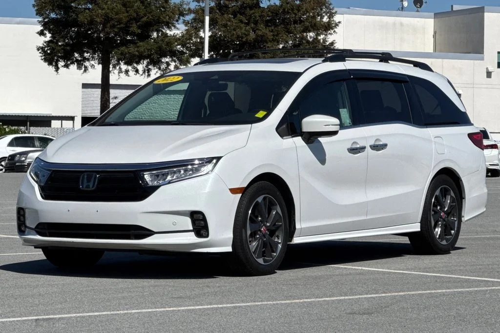 Used 2022 Platinum White Pearl Honda Elite image 9