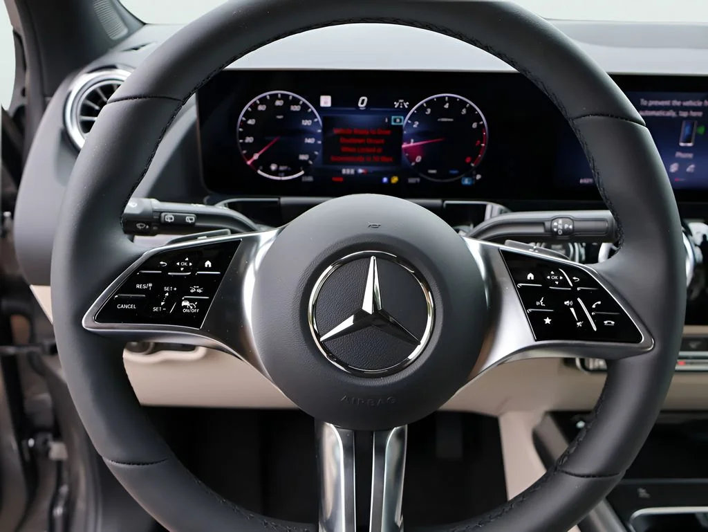 New 2026 Mountain Gray Metallic Mercedes-Benz GLA 250 image 30