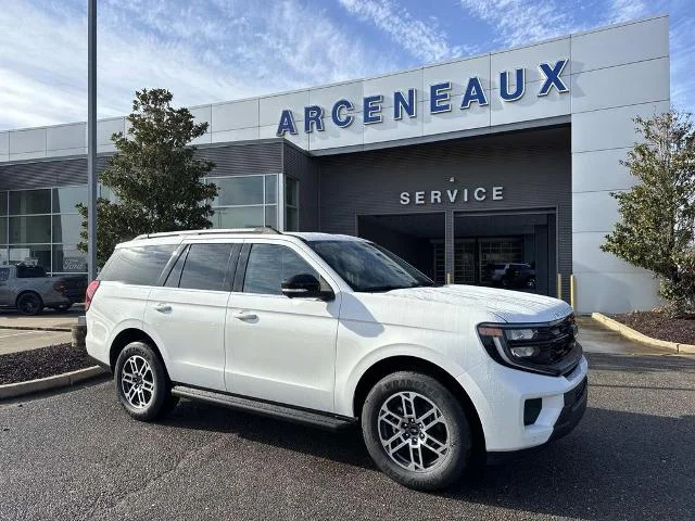 New 2026 Star White Metallic Tri-Coat Ford Active image 13