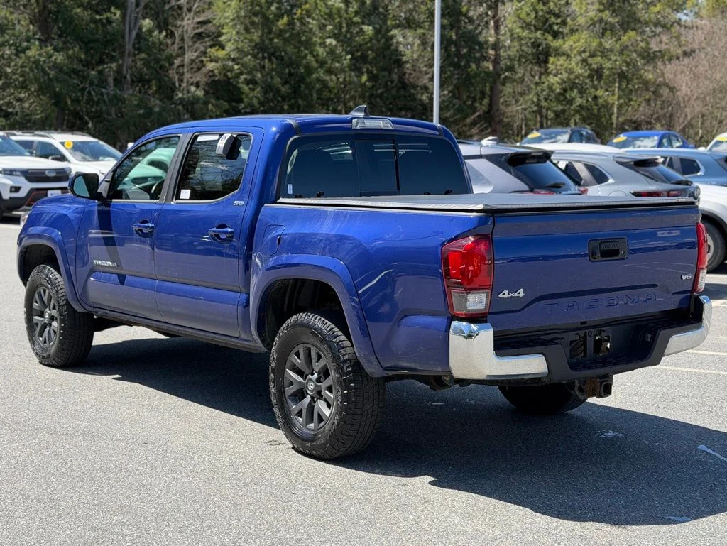 Used 2023 Blue Toyota SR5 image 3
