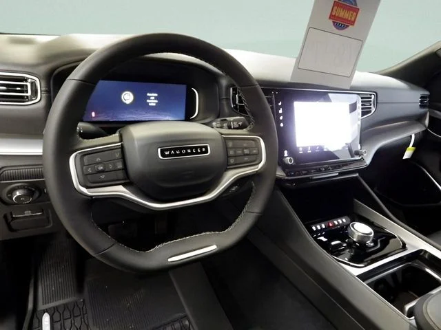 2025 Jeep Wagoneer Series I - Photo 6