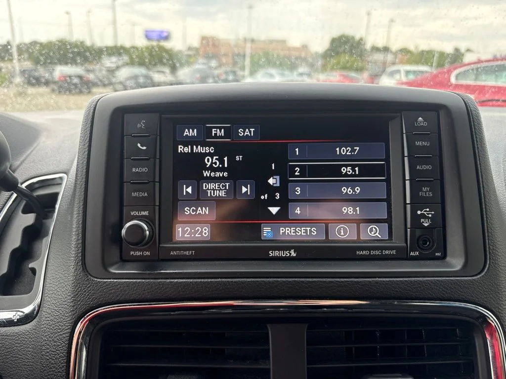 Used 2017 Red Dodge SE Plus image 18