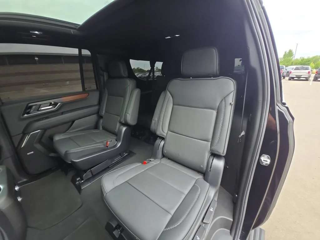 Certified Used 2025 Onyx Black GMC Denali image 22
