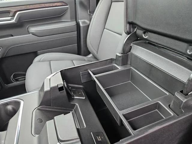 New 2026 Summit White GMC SLT image 26