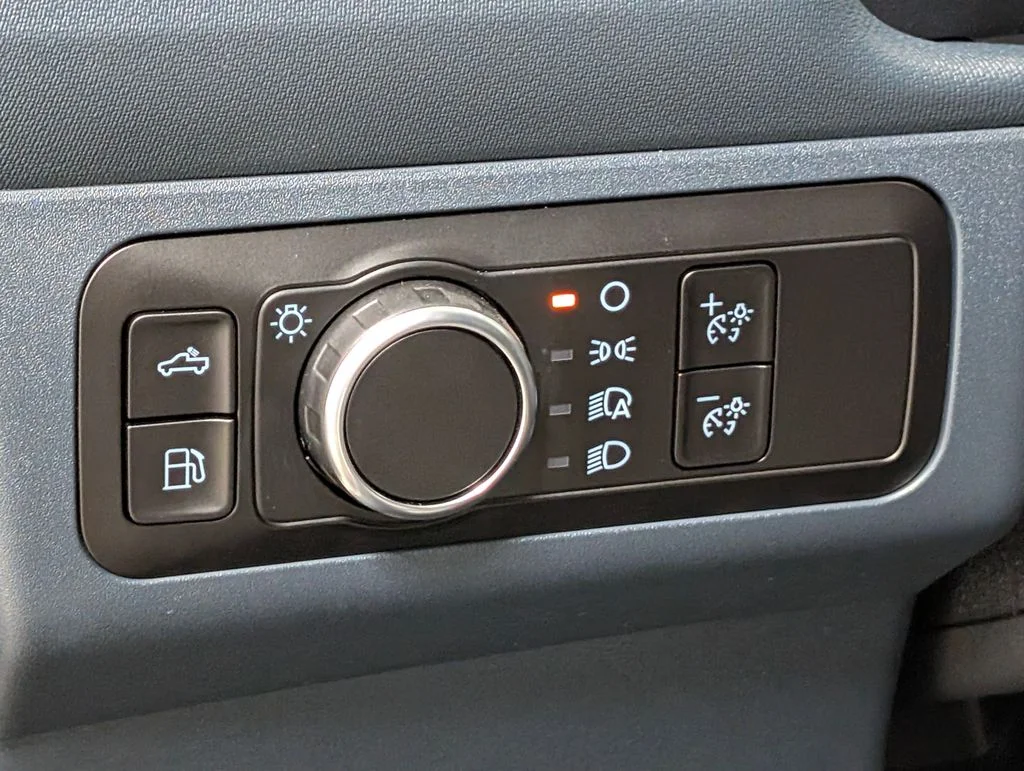 New 2026 Space White Metallic Ford Lariat® image 11