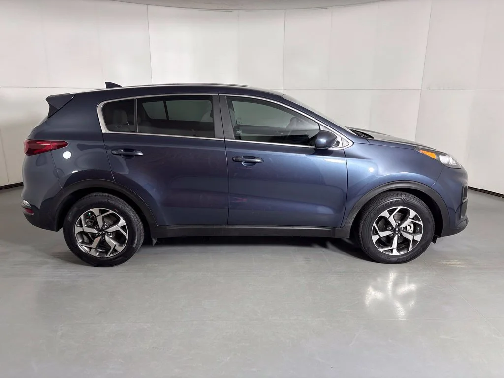 Used 2022 Blue Kia LX image 9