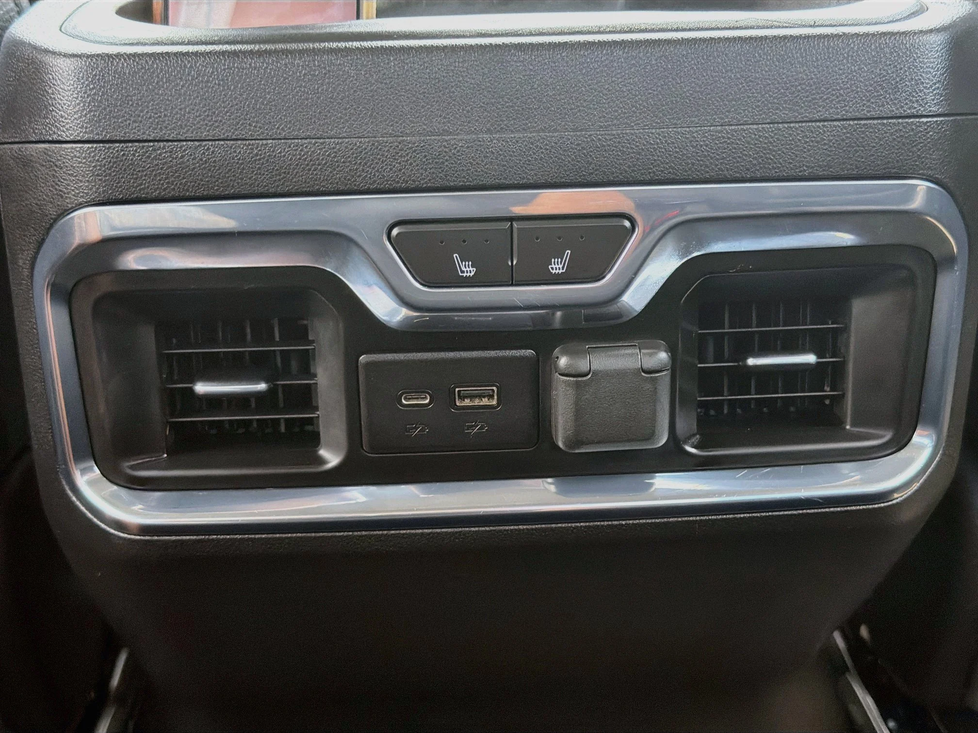 Used 2023 Ebony Twilight Metallic GMC Denali image 19