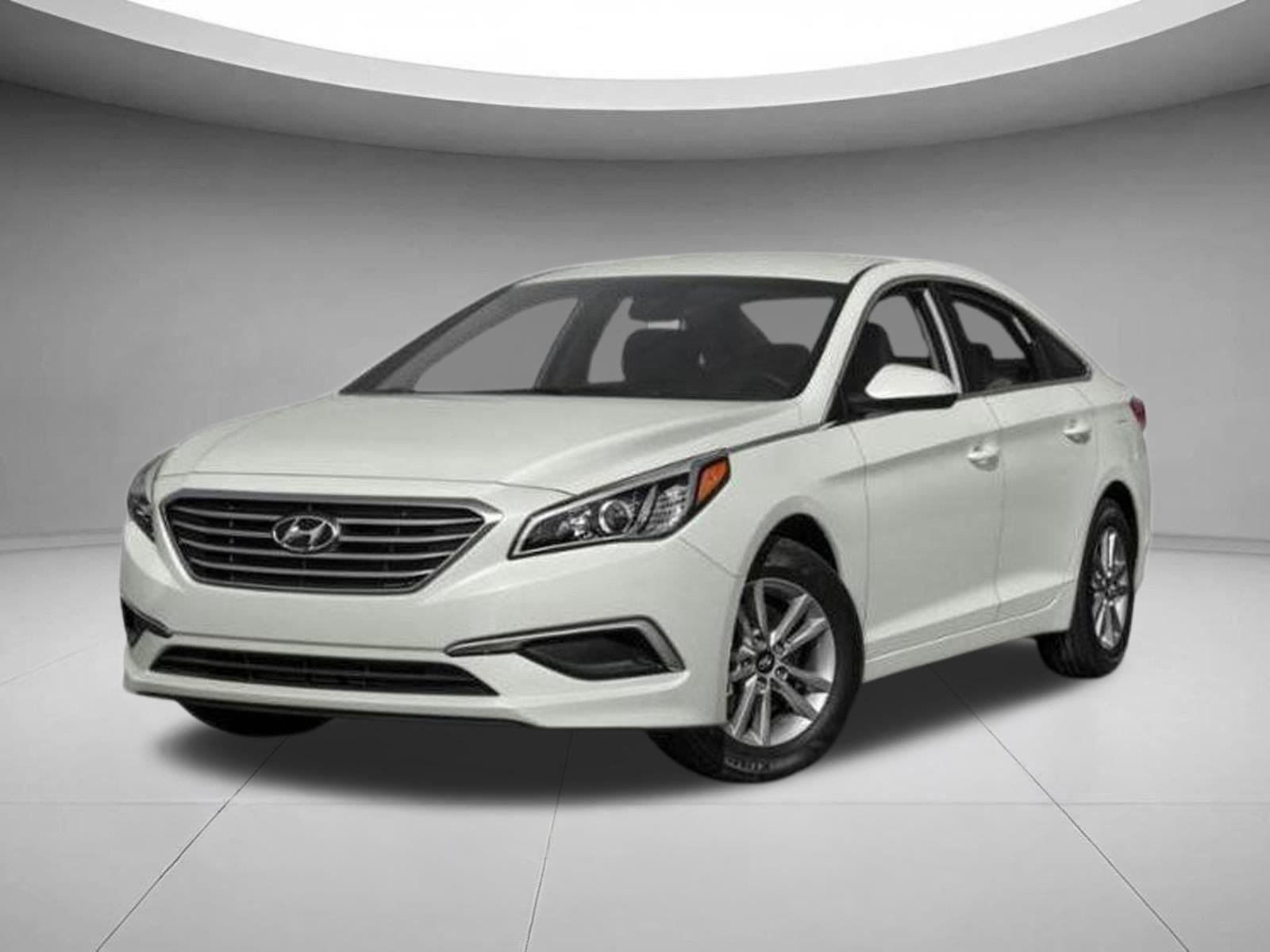Used 2015 Dark Truffle Hyundai 2.4L SE image 1