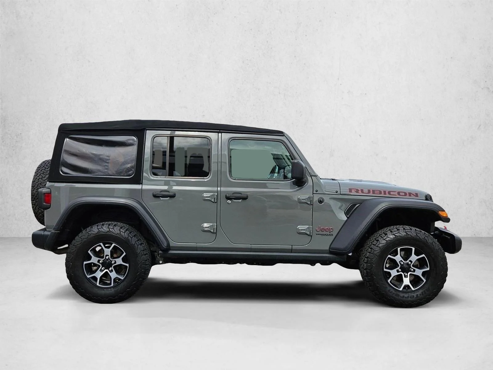 Used 2019 Sting-Gray Clearcoat Jeep Rubicon image 4