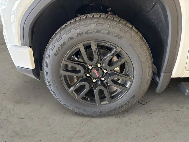New 2026 White GMC Elevation image 15