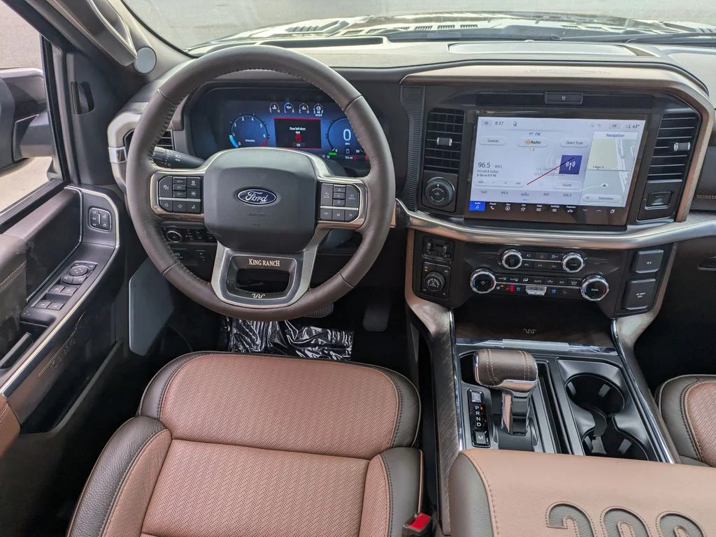New 2026 Agate Black Metallic Ford King Ranch image 18