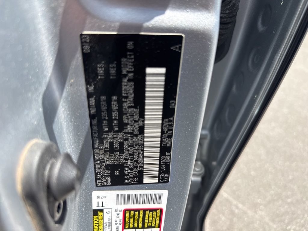 Used 2023 Silver Toyota LE image 17