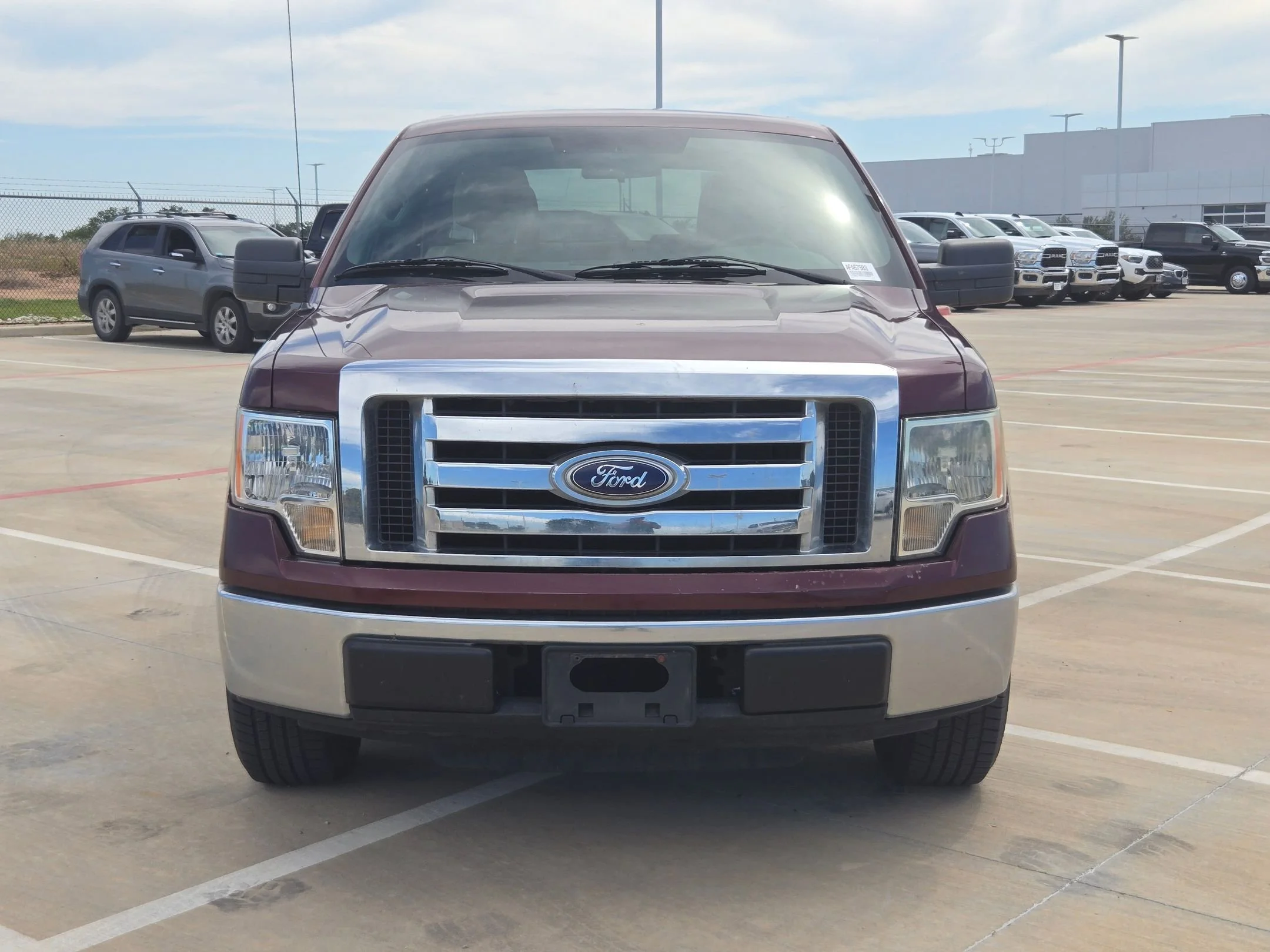 Used 2010 Red Ford XLT image 8