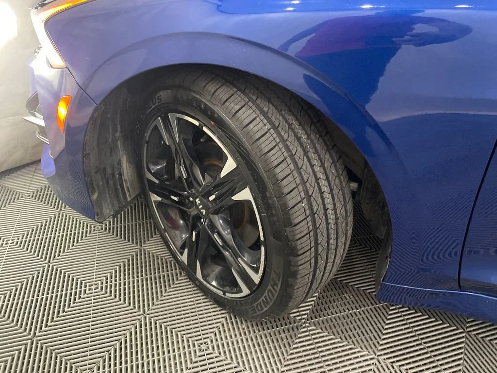 Used 2021 Sapphire Blue Kia GT-Line image 28