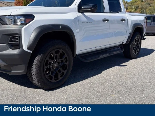 Used 2026 White Chevrolet Trail Boss image 9