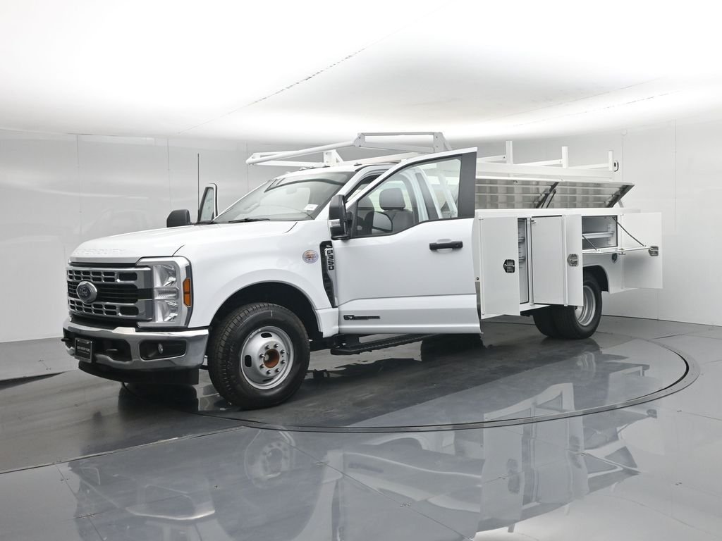 New 2025 Oxford White Ford XL image 35