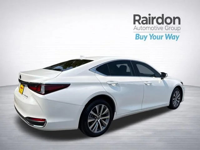 Used 2021 White Pearl Lexus ES 250 image 7