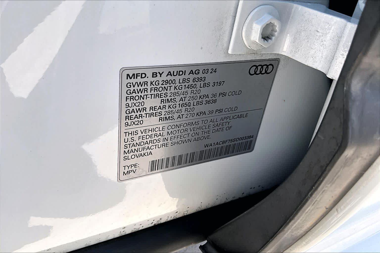 Used 2025 Glacier White Metallic Audi Premium image 32