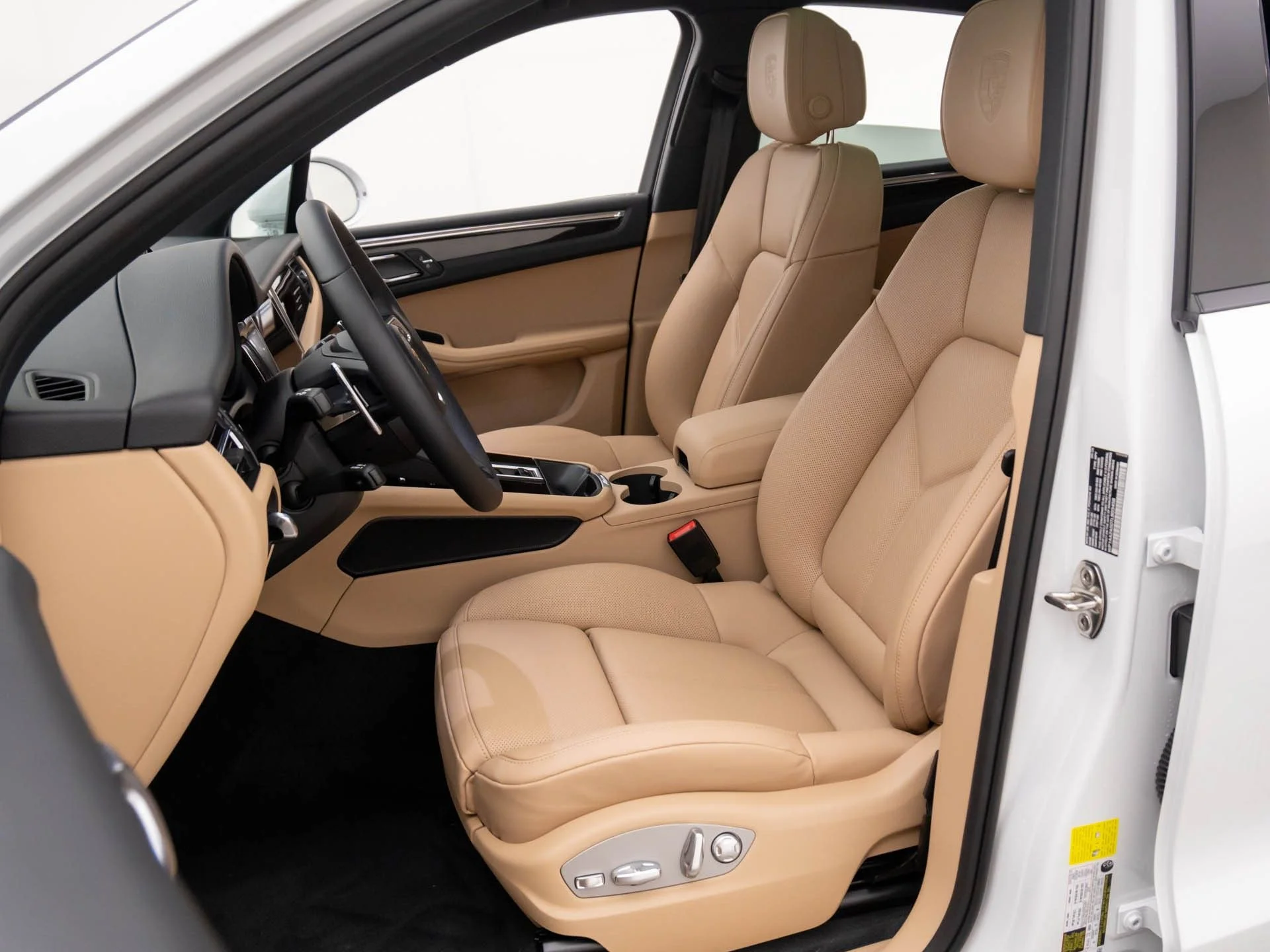 Used 2026 White Porsche  image 5