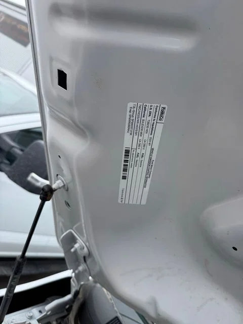 Used 2025 Oxford White Ford XLT image 4