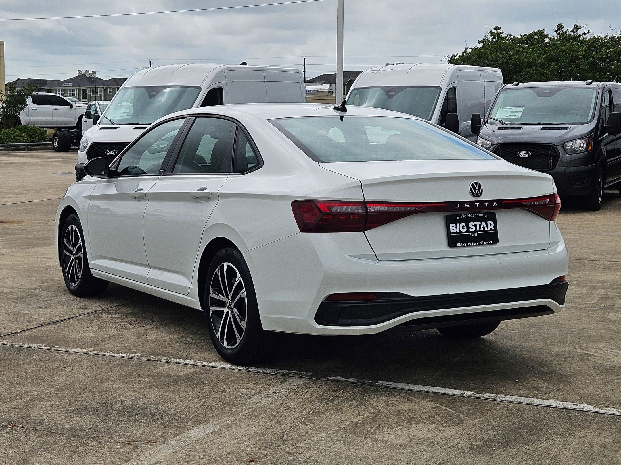 Certified Used 2025 Pure White Volkswagen 1.5T Sport image 5