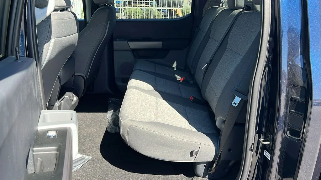 2025 Ford F-250 Super Duty XL - Photo 9