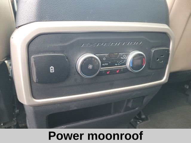 Used 2024 Black Metallic Ford Limited image 7