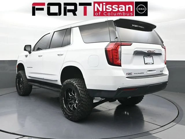 Used 2023 White GMC SLT image 5