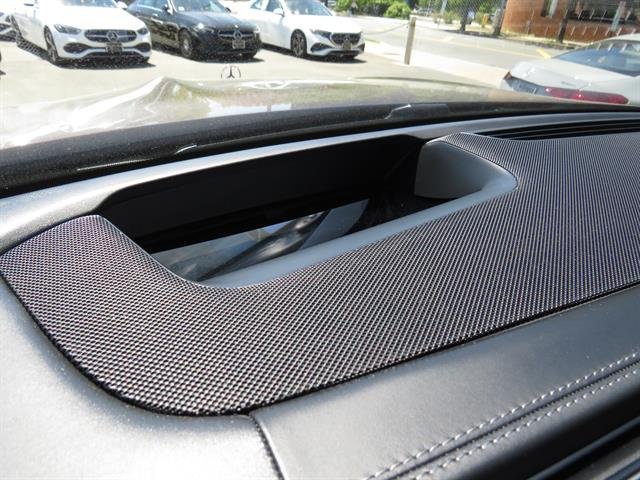 Certified Used 2022 Obsidian Black Metallic Mercedes-Benz Maybach GLS 600 image 10