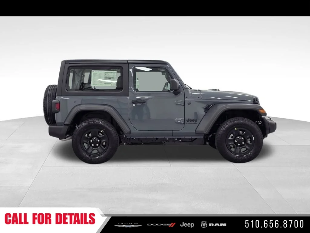 New 2026 Anvil Clear-Coat Exterior Paint Jeep Sport image 4