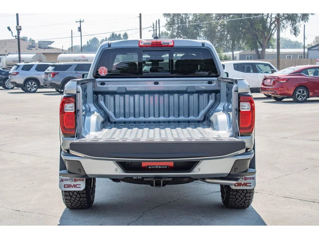 2026 GMC Canyon AT4 - Photo 11