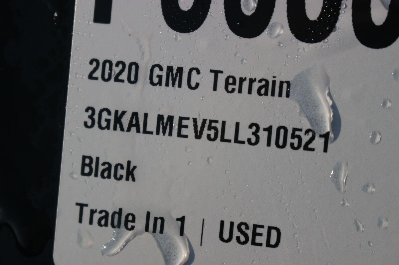 Used 2020 EBONY TWILIGHT METALLIC GMC SLE image 39