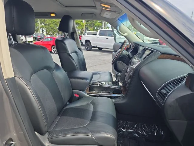 Used 2017 Gray INFINITI Base image 11