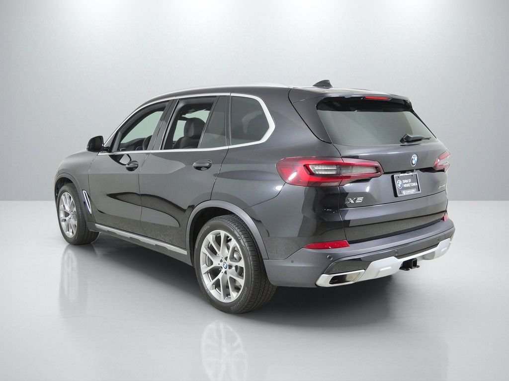 Used 2022 Black Sapphire Metallic BMW xDrive40i image 15