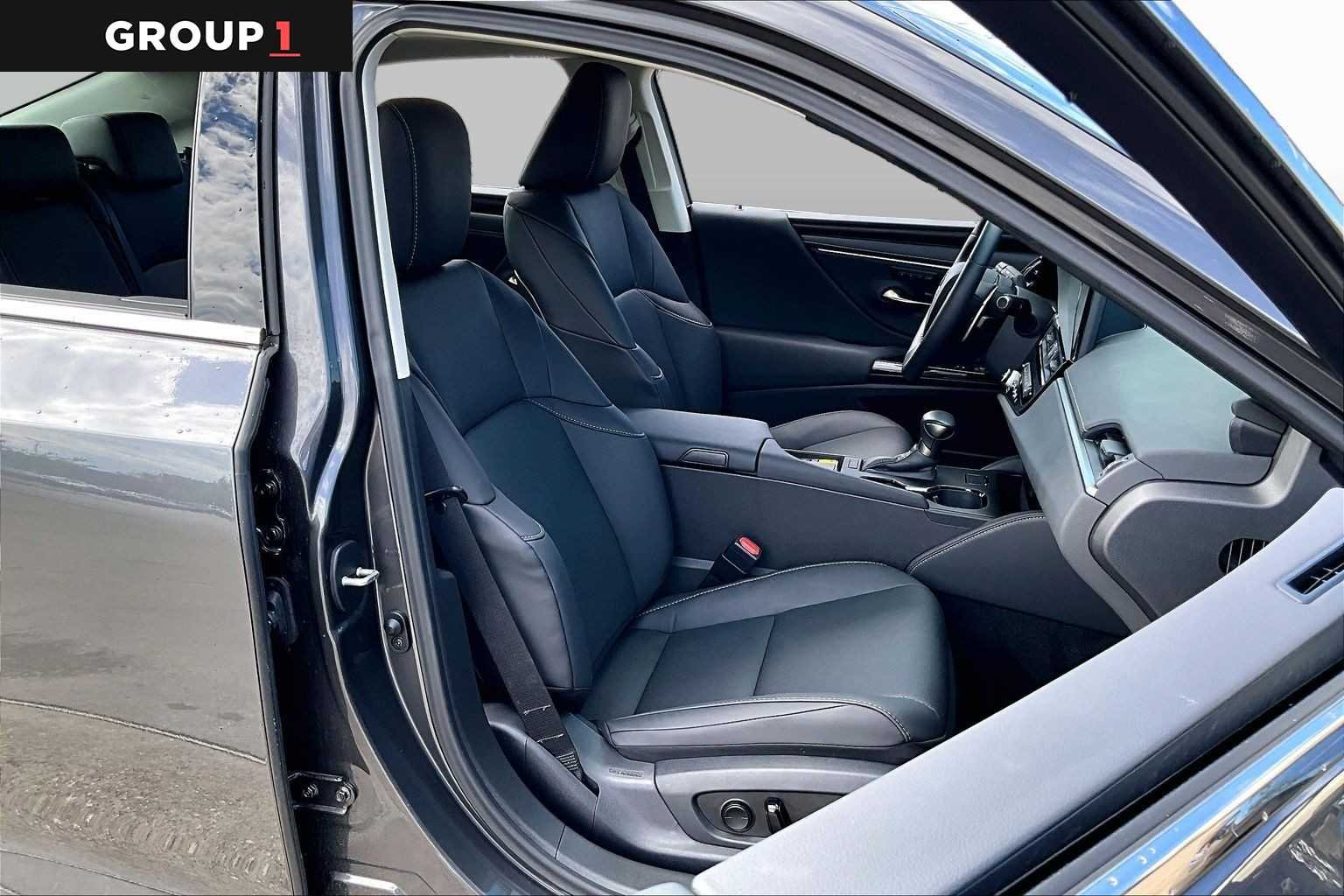 Used 2025 Cloudburst Gray Lexus  image 8