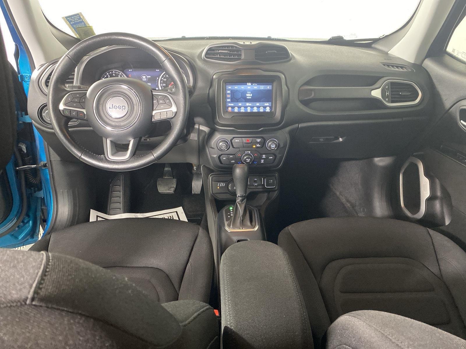 Used 2021 Bikini Metallic Clearcoat Jeep Latitude image 23