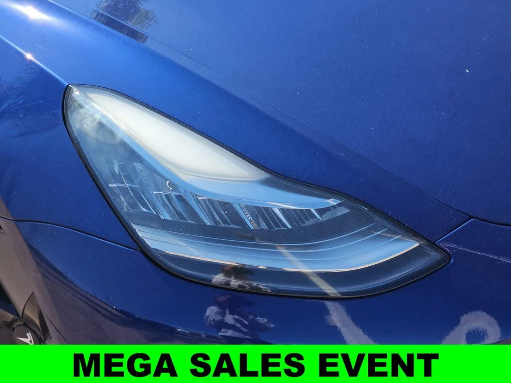 Used 2018 Blue Tesla Long Range image 34