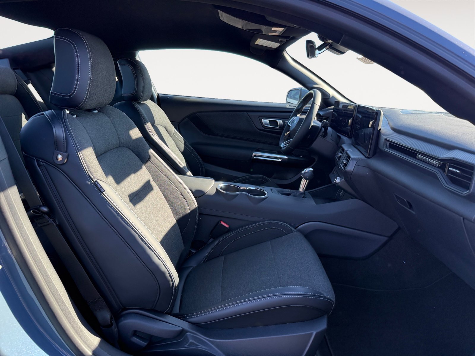 2025 Ford Mustang EcoBoost Fastback - Photo 19